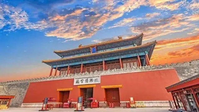 北京天安门•八达岭长城•故宫博物馆•升旗仪式•天坛 双飞6天5晚游【纯玩游】帝都漫游