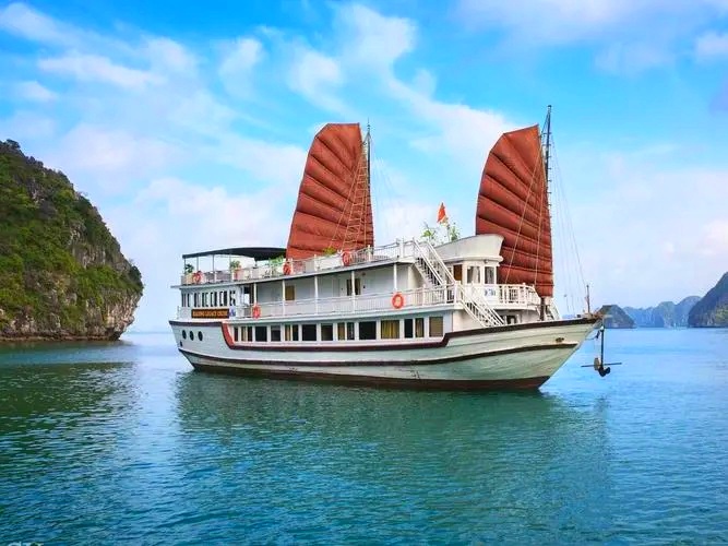 德天跨国瀑布•通灵大峡谷•巴马长寿村•北海银滩•涠洲岛•越南下龙湾•天堂岛•首都河内 9天8晚游【广西•越南超值游】