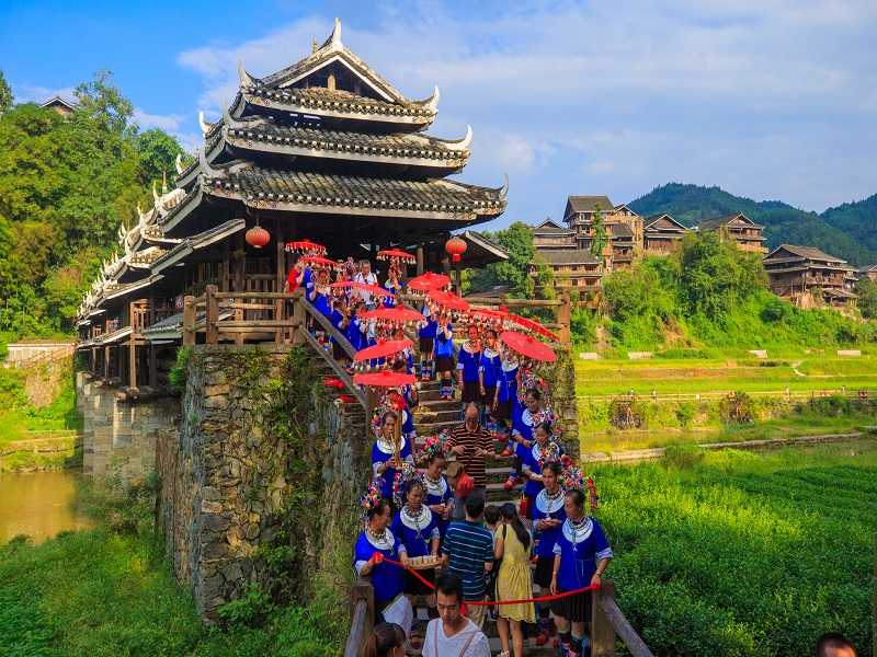 【广西全景12天游】德天跨国瀑布•通灵峡谷•巴马长寿村•