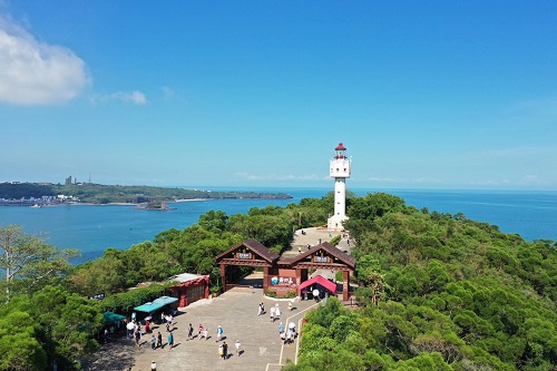 <b>德天跨国瀑布•北海银滩•涠洲岛•五彩滩•南湾街•滴水丹屏 4天3晚游【广西海岛游】</b>