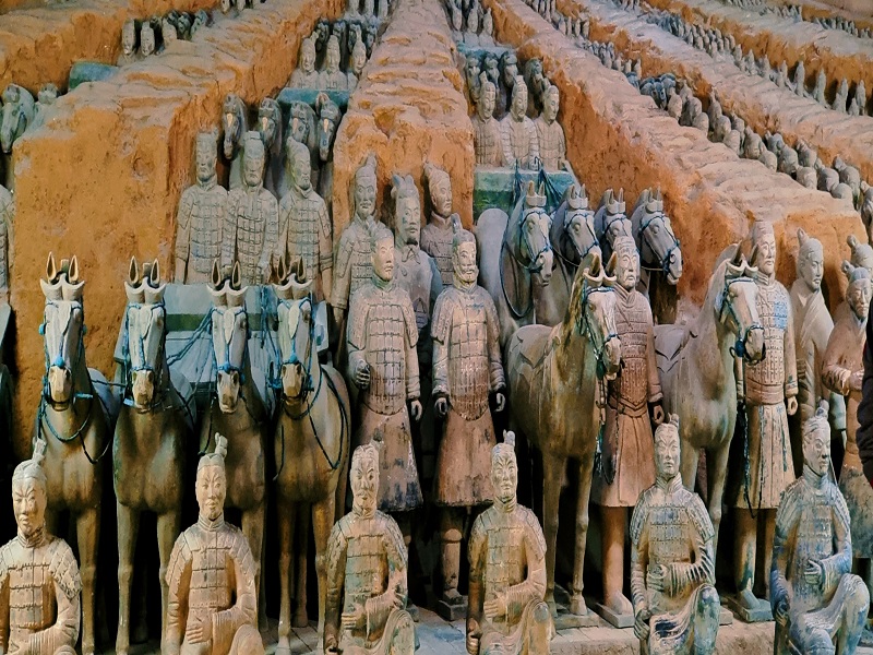 西安•秦始皇陵兵马俑•华清宫骊山•大唐不夜城•大慈恩寺•大雁塔 双飞5天4晚游【品鉴长安】