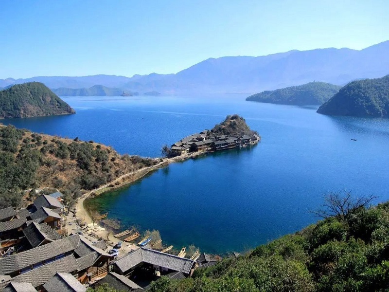 泸沽湖